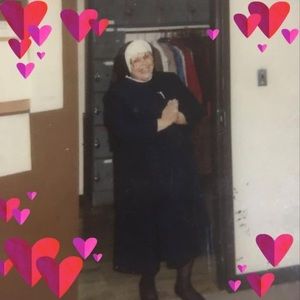 Meet your Posher, Sheila